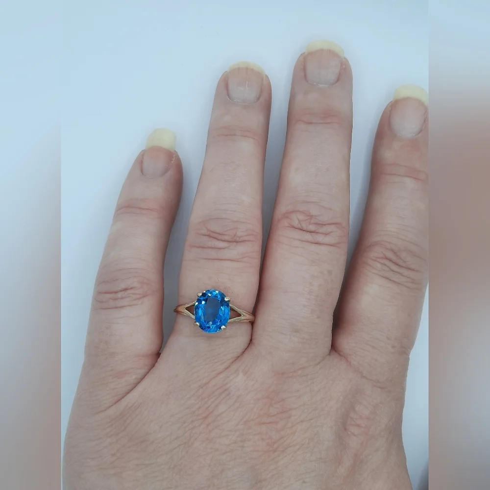 10k Blue topaz solid yellow gold ring - Picture 4 of 7
